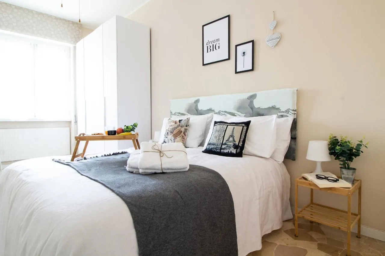 A Casa Mia Hotel Saronno Guest house