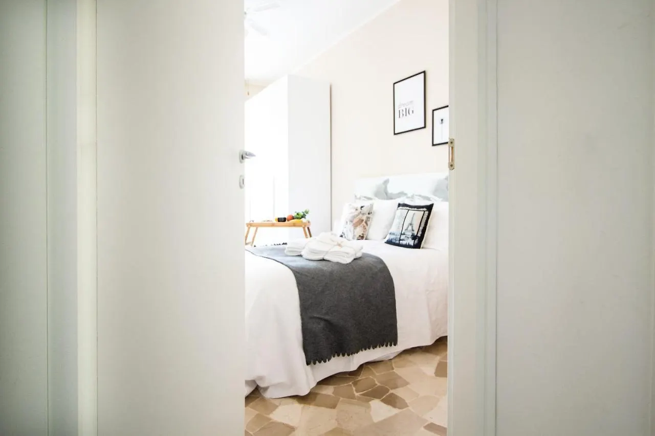 A Casa Mia Hotel Saronno Guest house