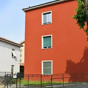Di - Malpensa Hostel